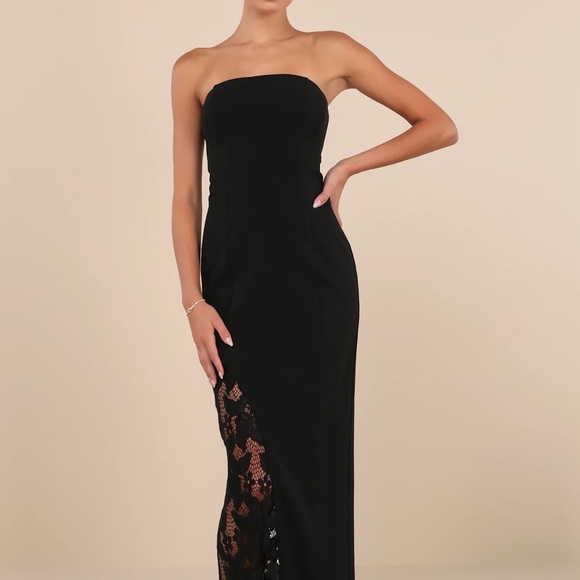 Lulus Dresses & Skirts - Lulu's Black Strapless Lace Dress